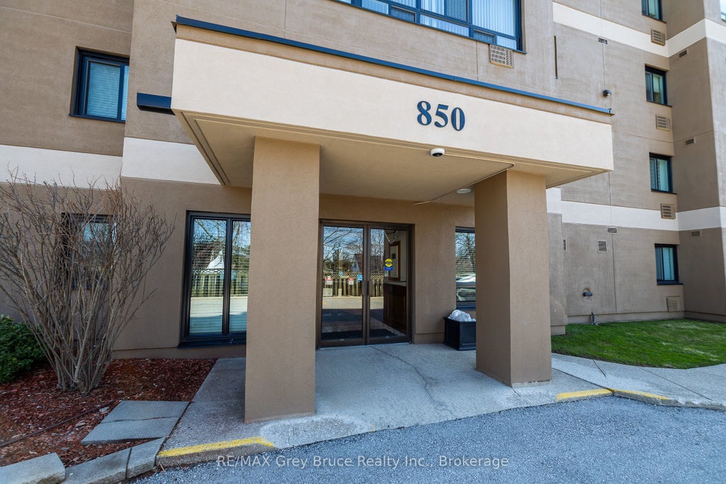 850 6th Street E 502, Owen Sound