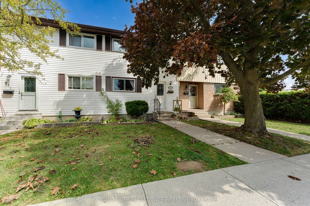 369 William Street N, Gananoque