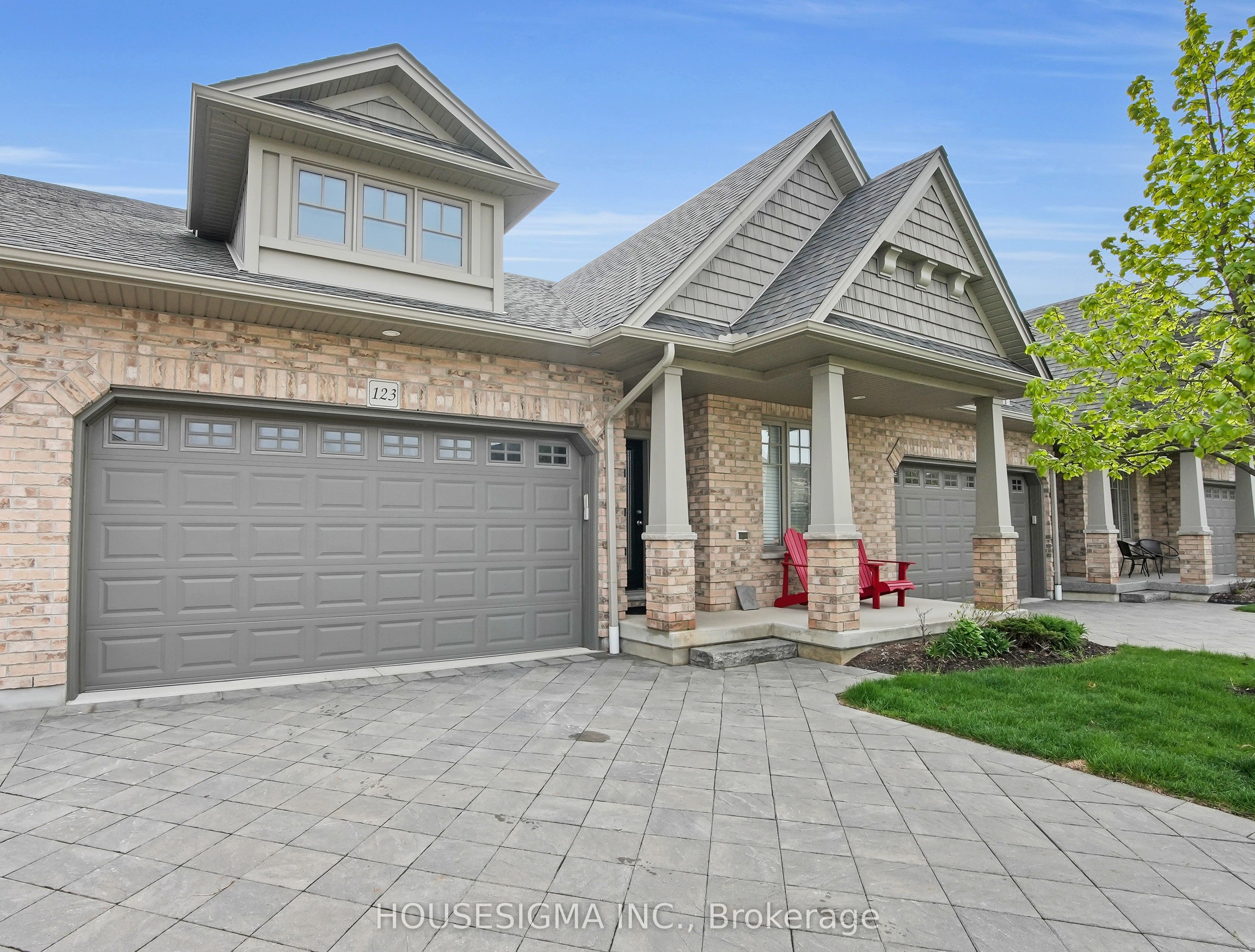 Photo of Listing #X12398558