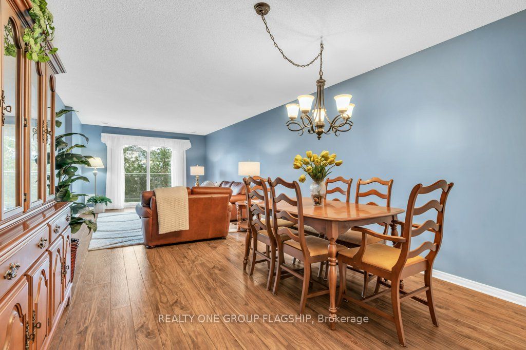 245 Queen Street W 202, Centre Wellington