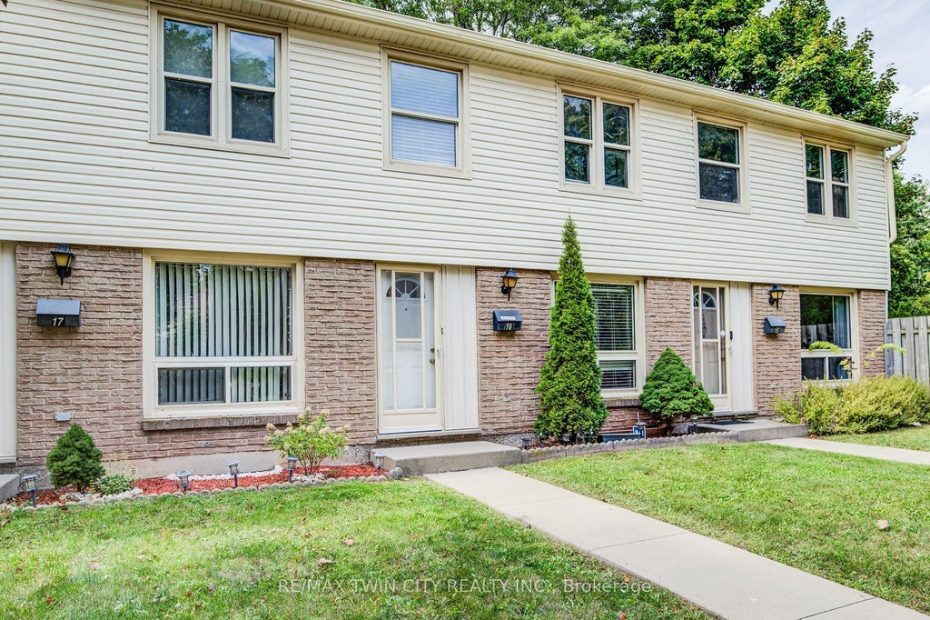 165 Green Valley Drive 16, Kitchener