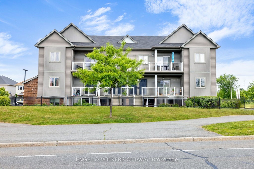 44 Sternes Private 4, Orleans - Cumberland and Area