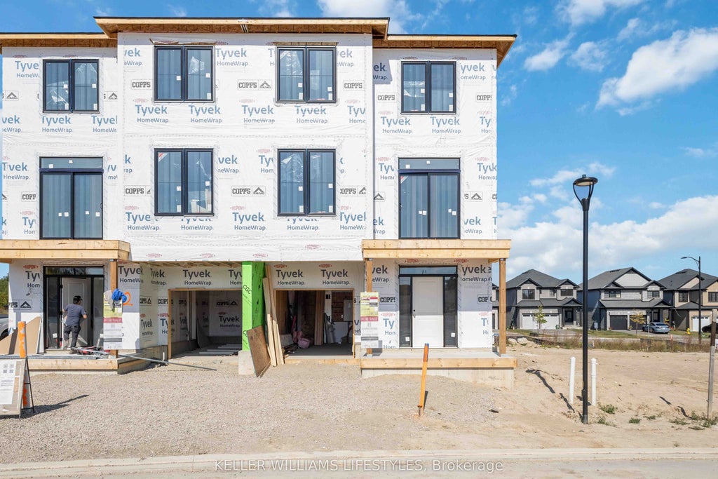 2605 Kettering Place 18, London South