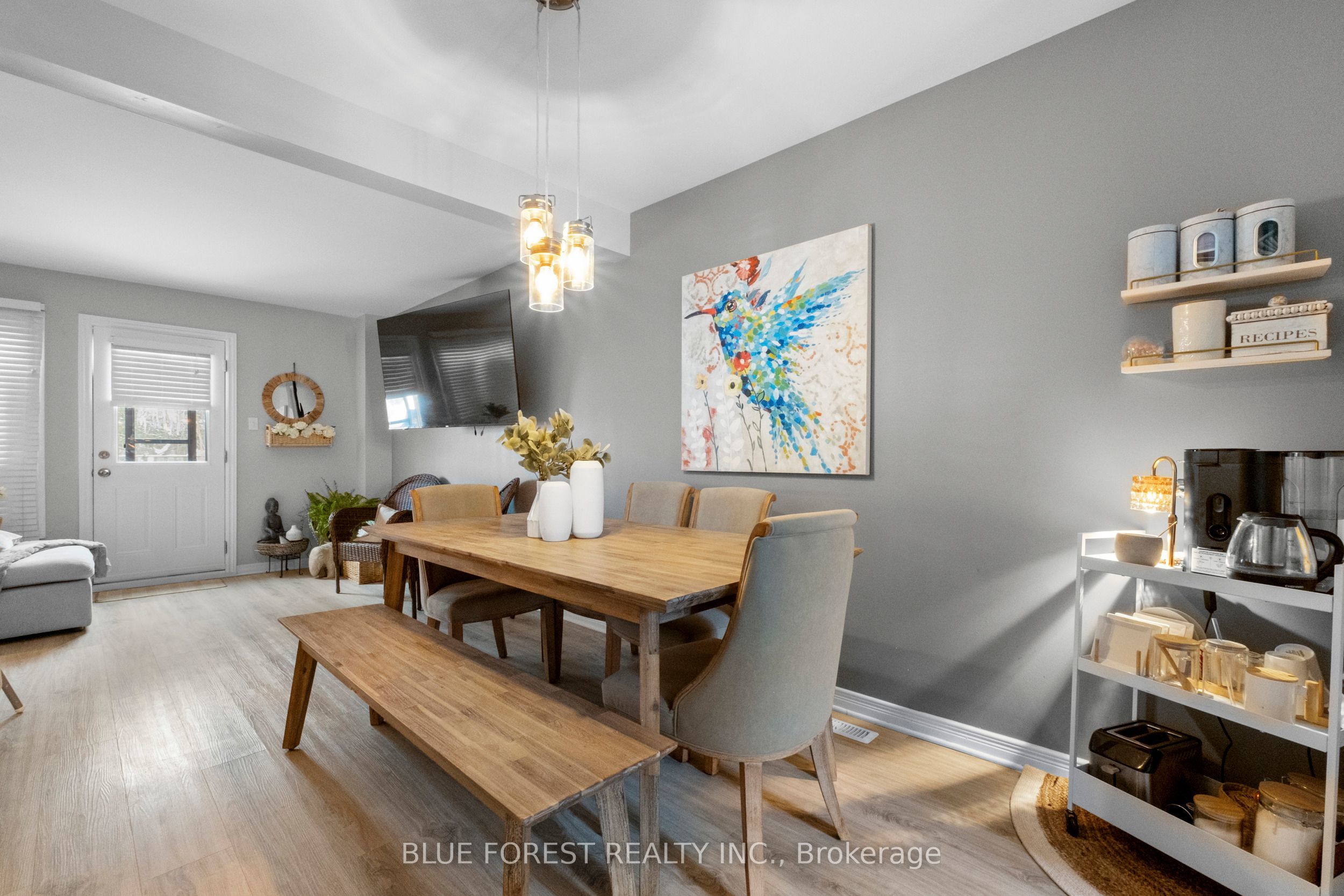 Photo of Listing #X12412646