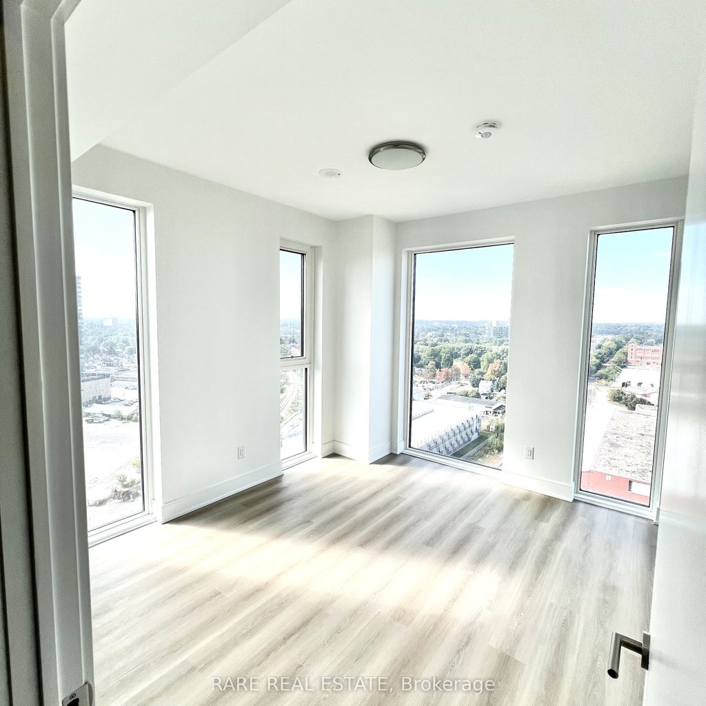 25 Wellington Street S 1603, Kitchener