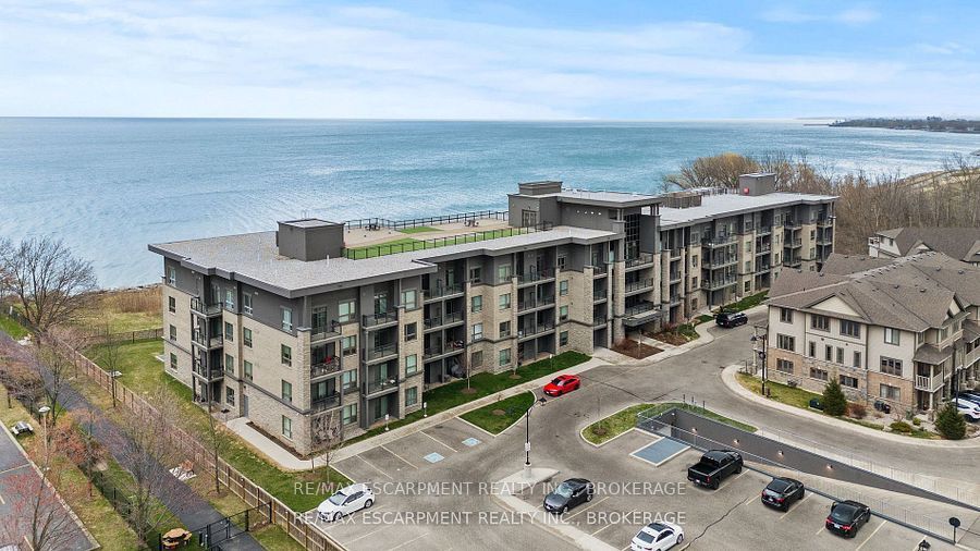 35 Southshore Crescent 230, Hamilton