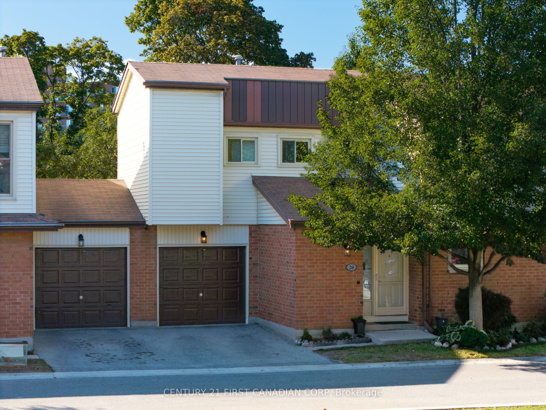 Photo of Listing #X12432405