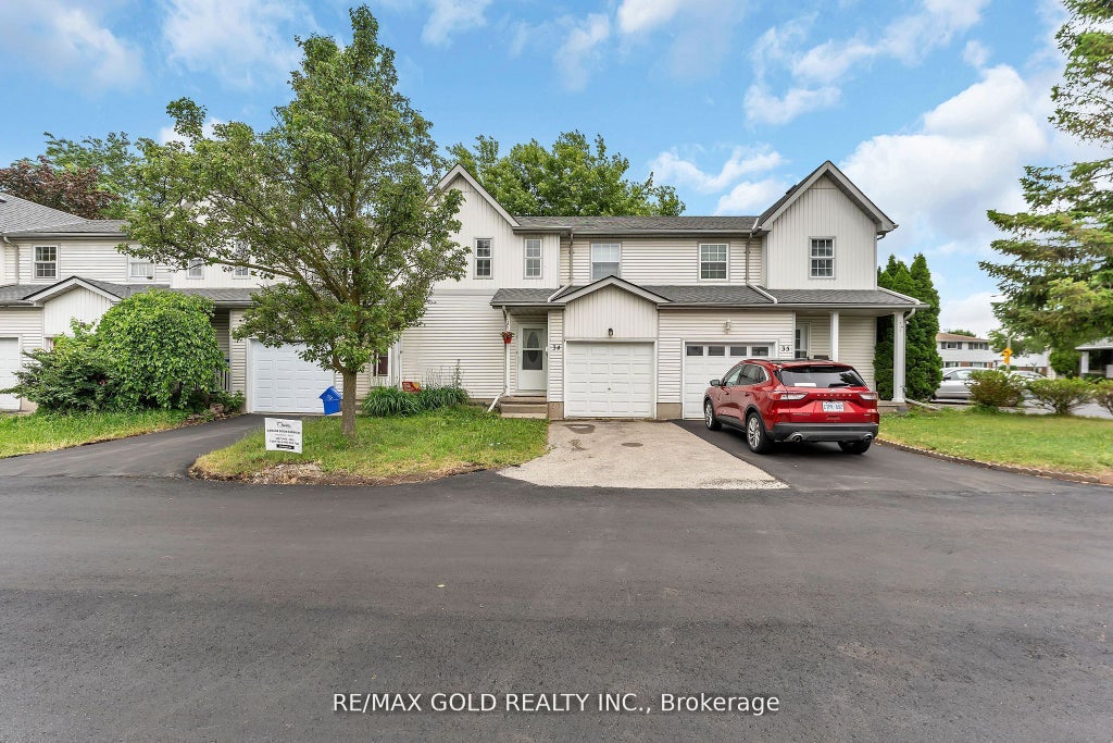 90 Mooregate Crescent 34, Kitchener