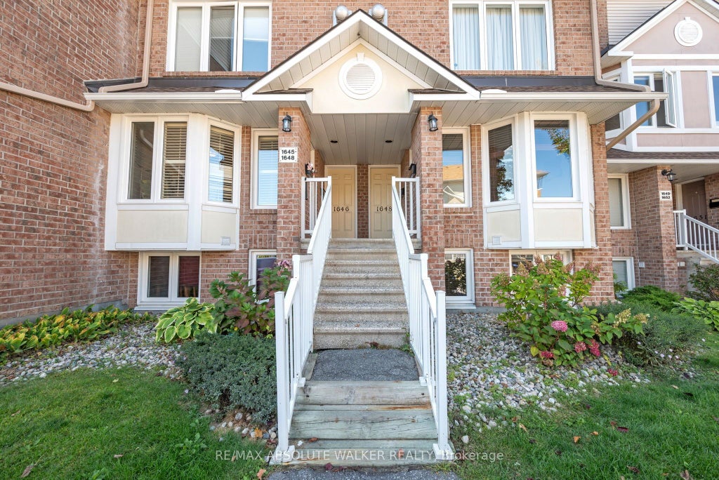 1647 Locksley Lane, Beacon Hill North - South and Area