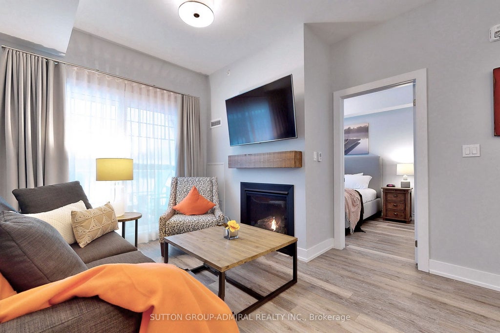 25 Pen Lake Point Road 425, Huntsville