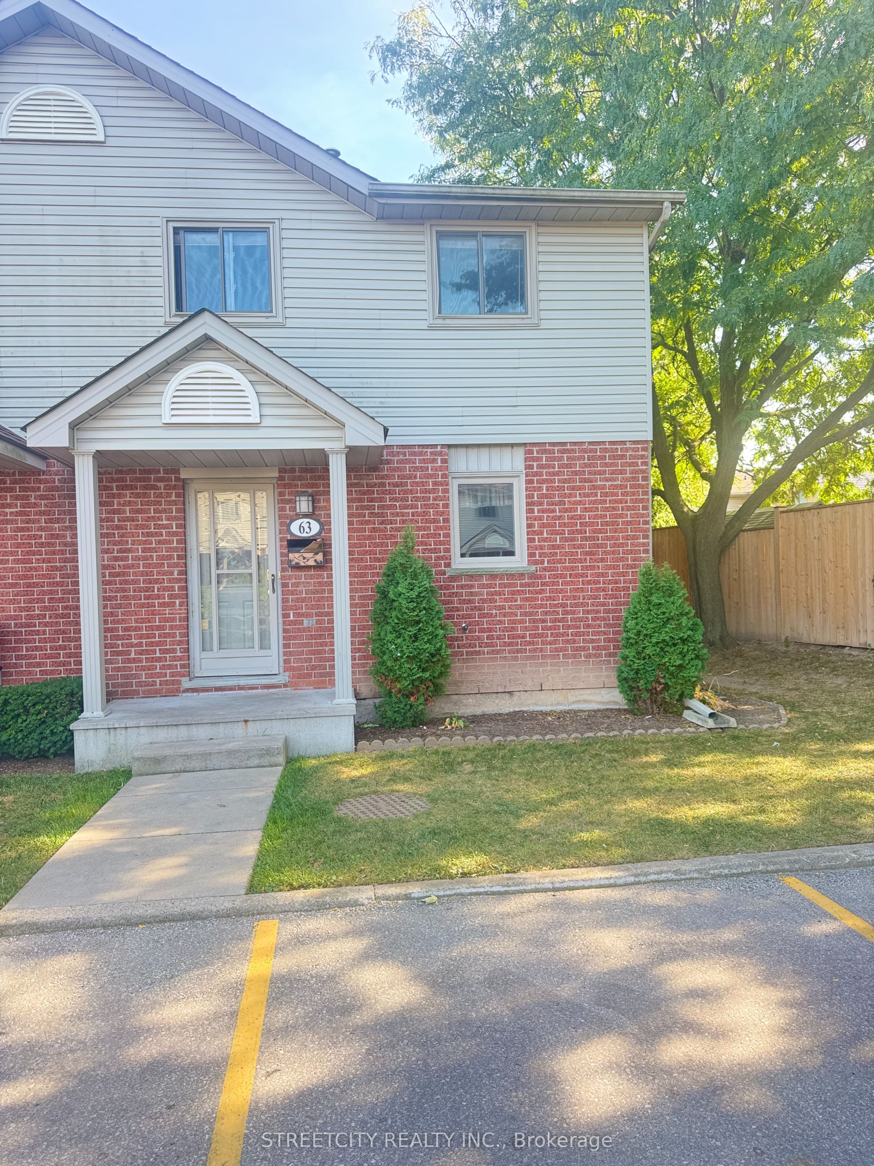 Photo of Listing #X12438116