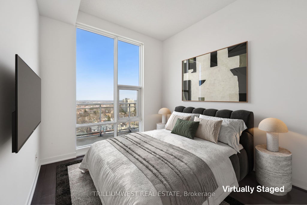 85 Duke Street W 1702, Kitchener