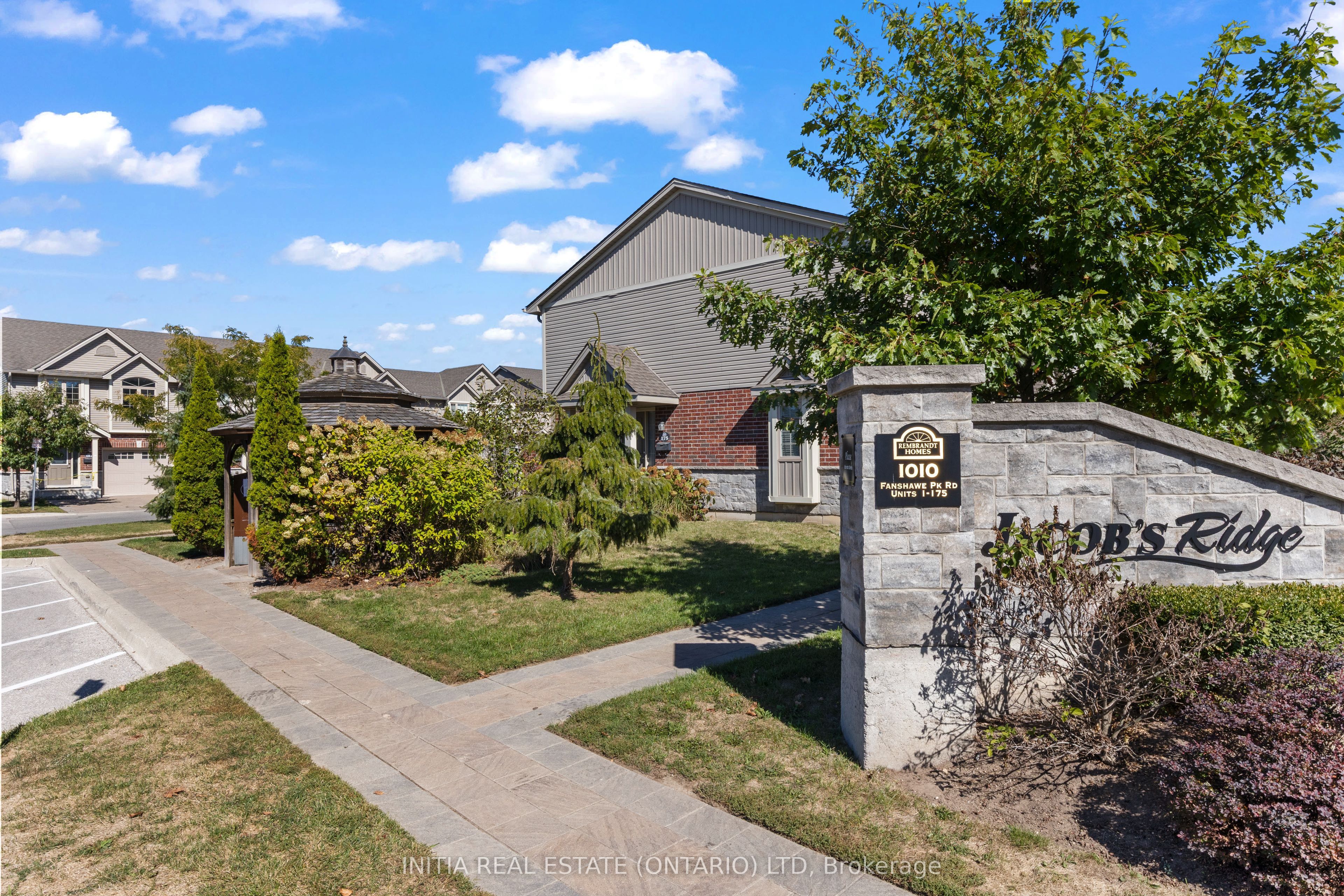 Photo of Listing #X12445176