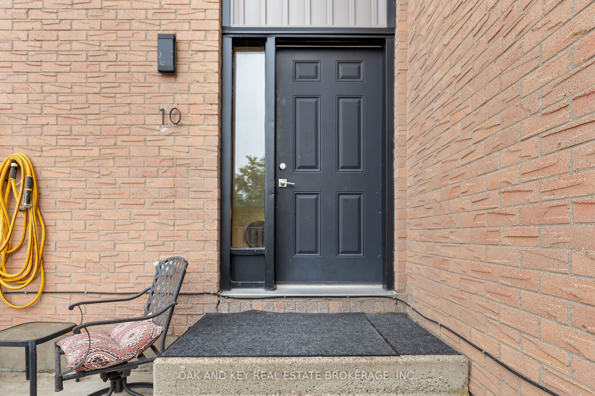 Photo of Listing #X12446828