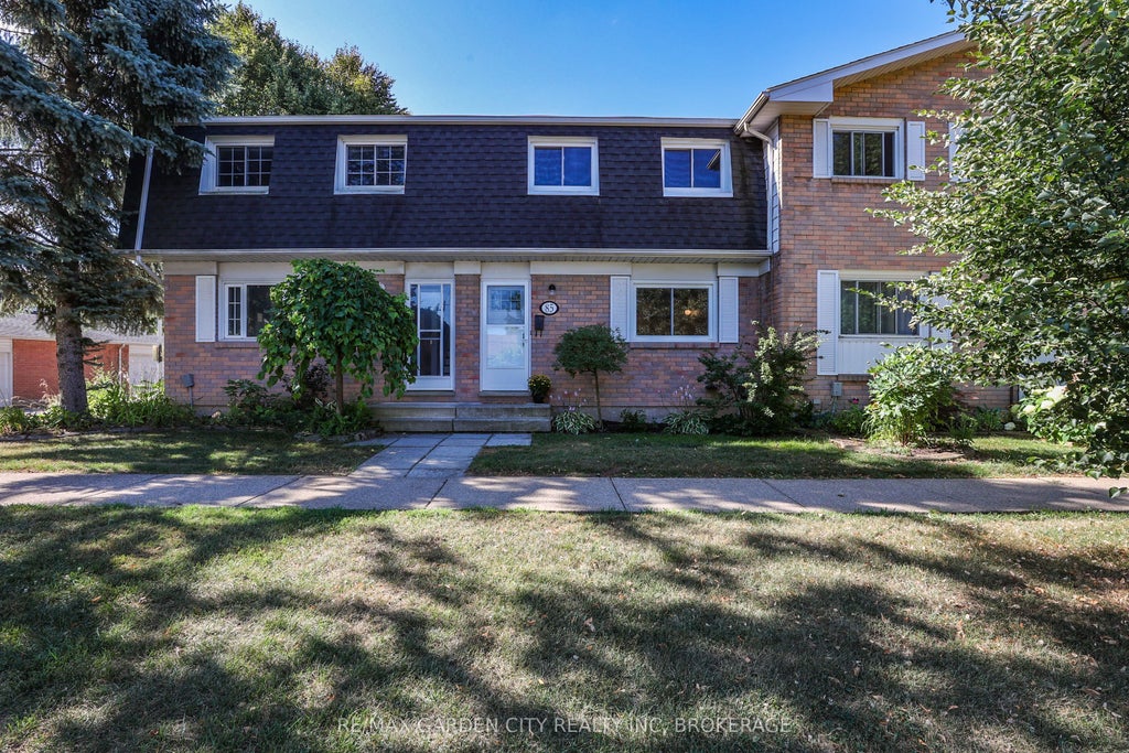 185 Denistoun Street 85, Welland