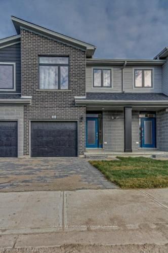 177 Edgevalley Road 118, London East