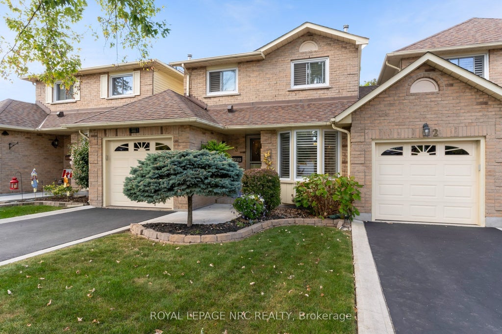 15 Ellington Avenue 3, Hamilton