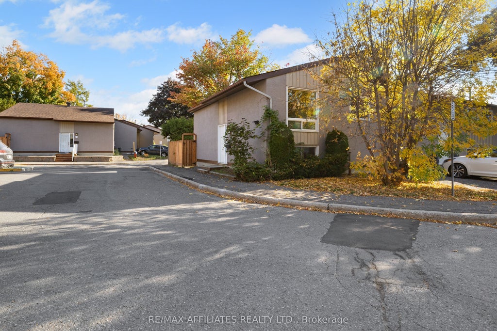 306 Woodfield Drive, Tanglewood - Grenfell Glen - Pineglen
