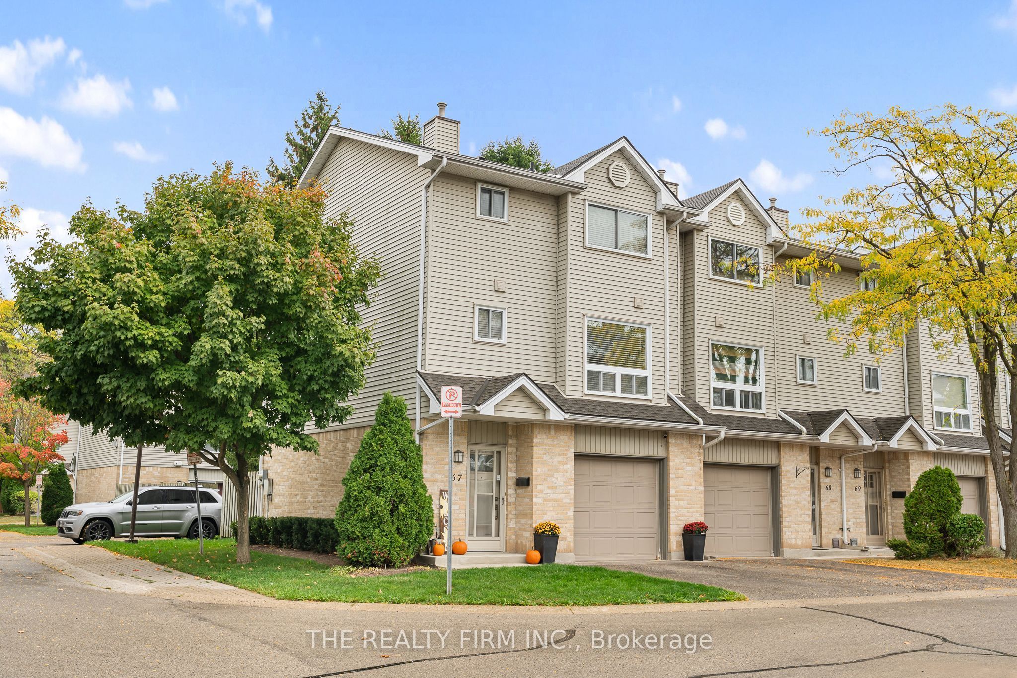 Photo of Listing #X12451451