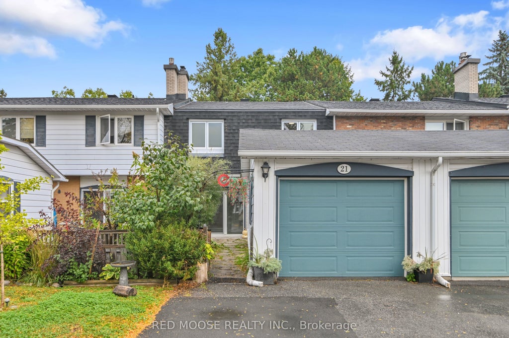 21 Ramsgate Private, Billings Bridge - Riverside Park and Area