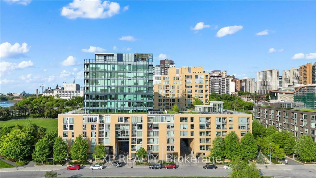 250 Lett Street 301, West Centre Town