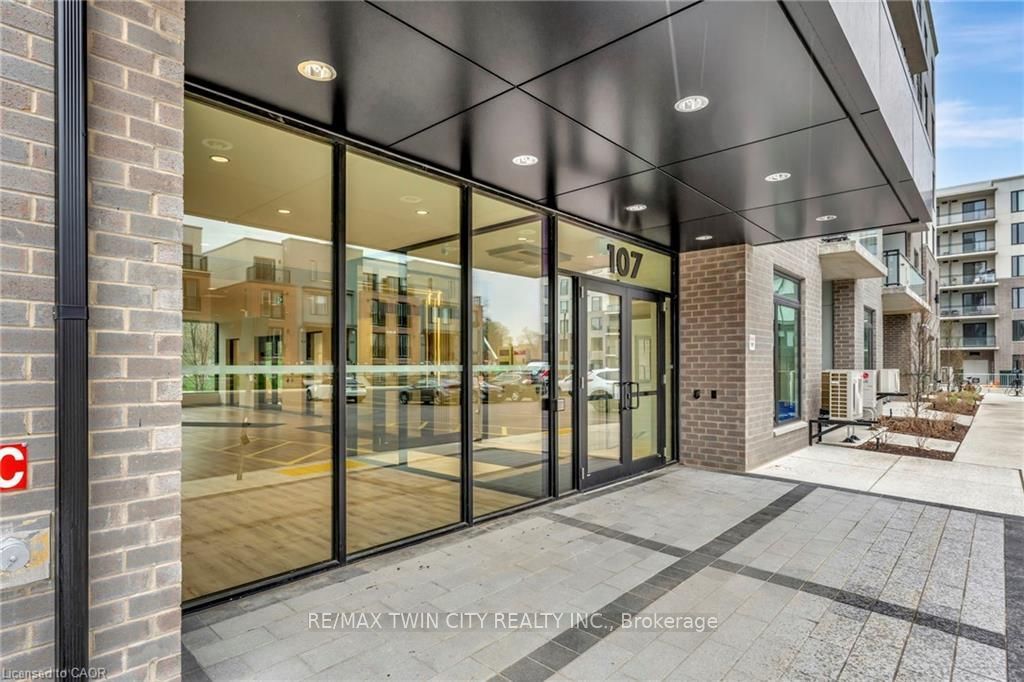 107 Roger Street 516, Waterloo