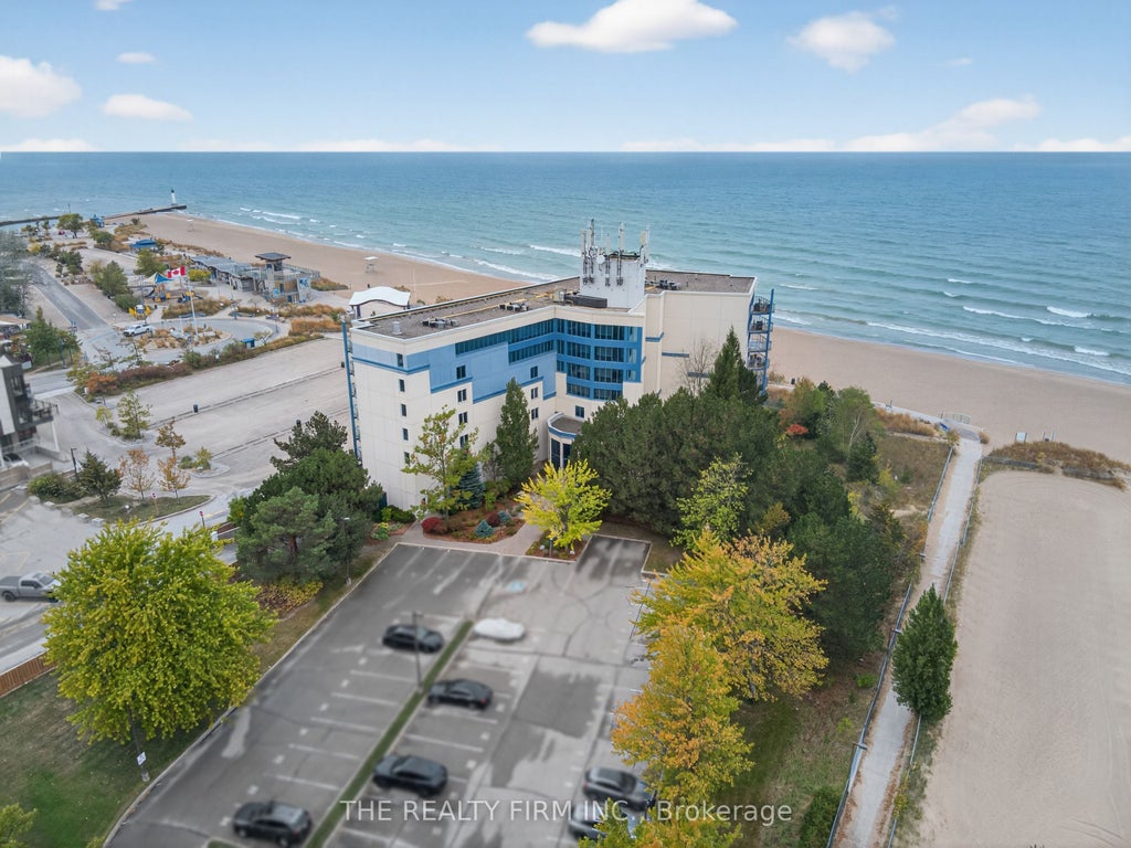 9 Pine Street 604, Lambton Shores