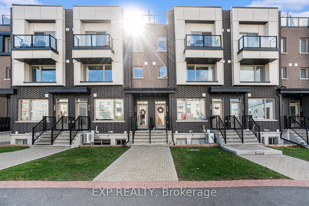 770 Mikinak Road, Manor Park - Cardinal Glen and Area