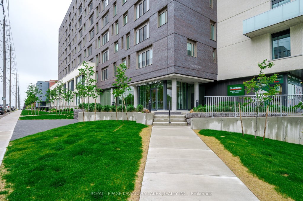 195 Hunter Street E 404, Peterborough East