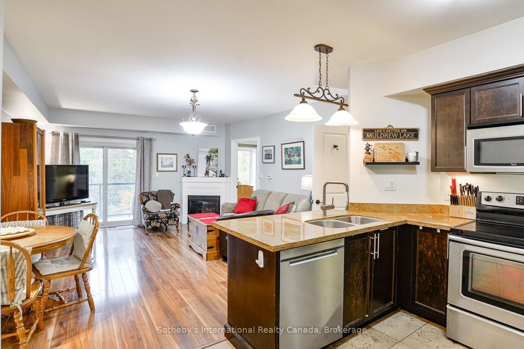 391 James Street W 407, Gravenhurst