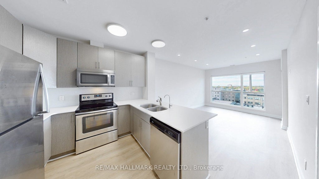 1 Victoria Street S 711, Kitchener