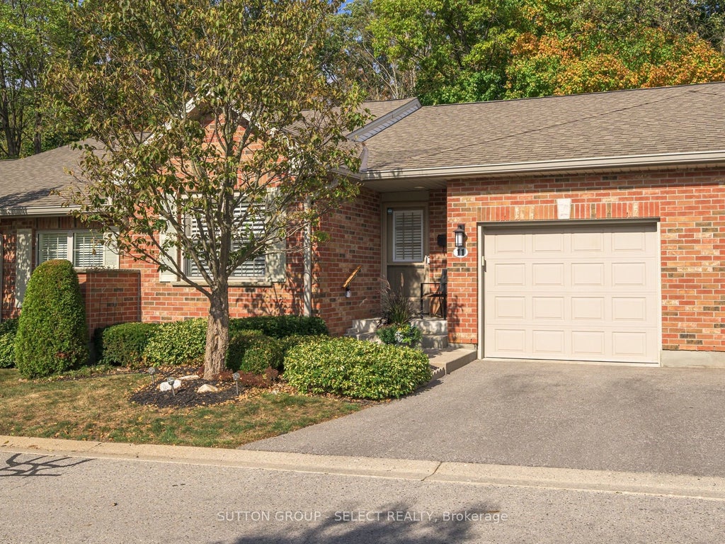 1337 Commissioners Road W 11, London South