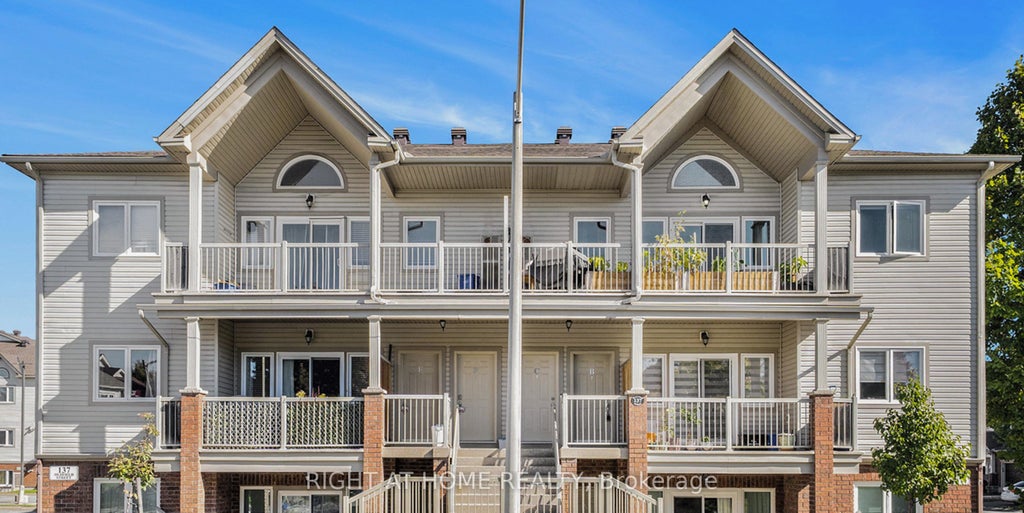 137 Oldfield Street C, Barrhaven