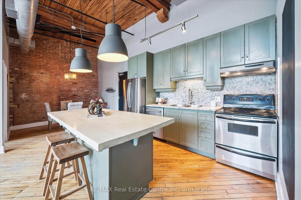 26 Ontario Street 122, Guelph