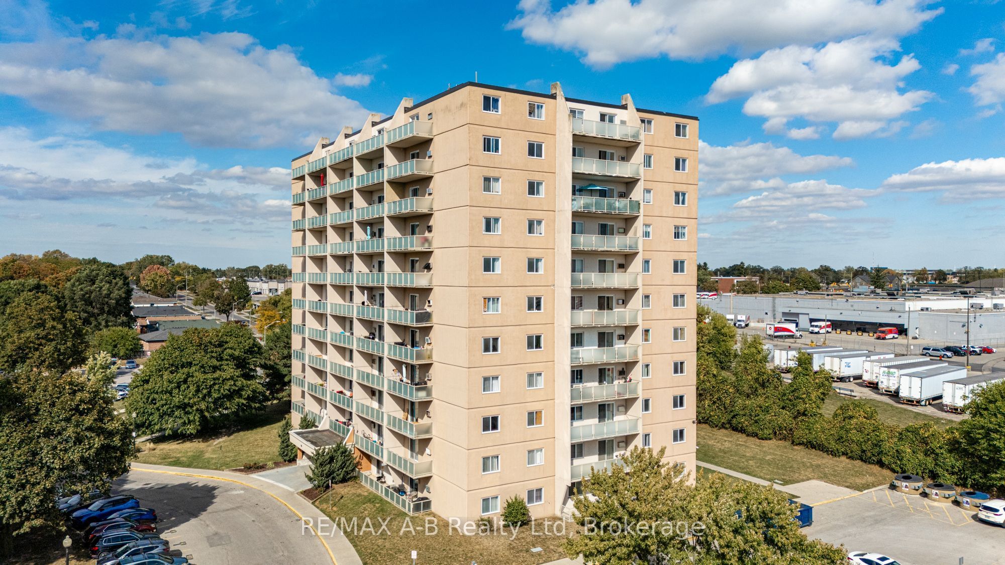 Photo of Listing #X12470522