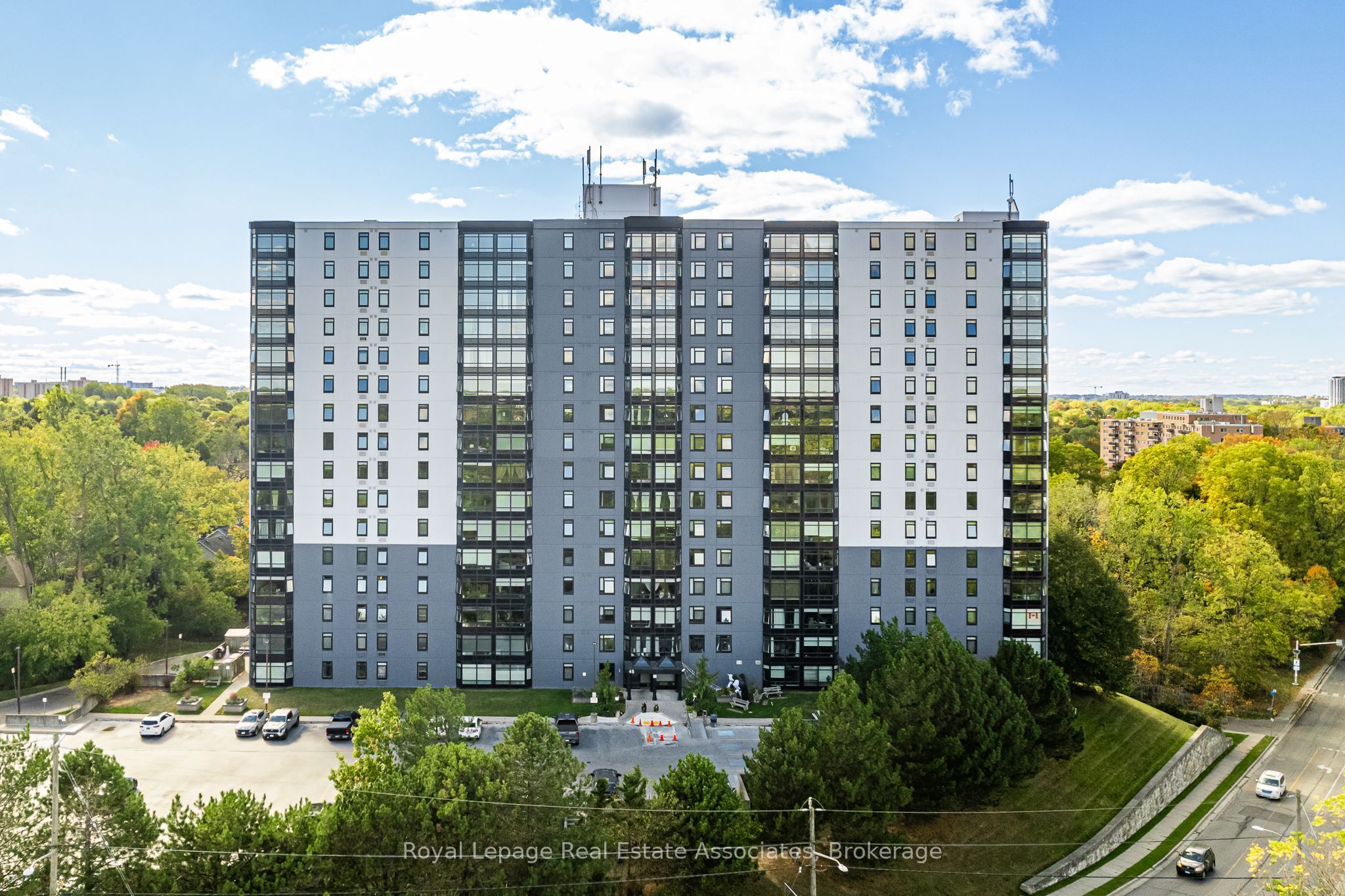 Photo of Listing #X12470781