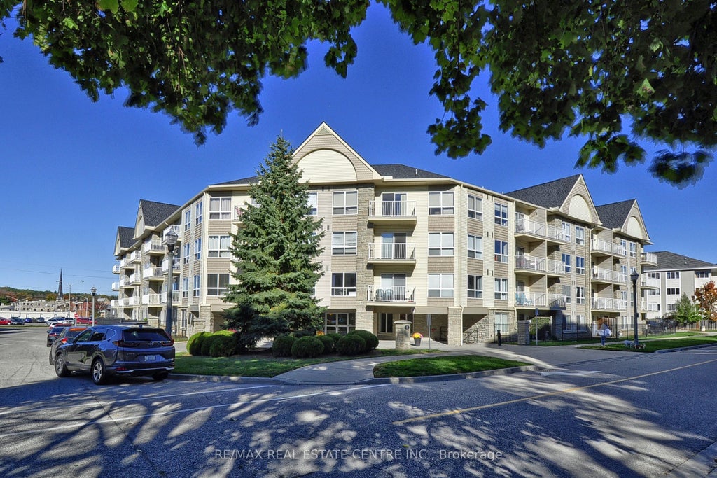 302 Harris Street 8, Cambridge