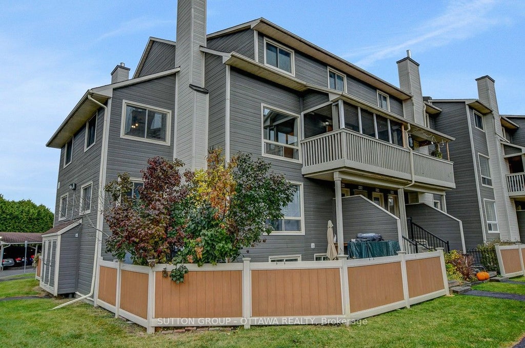 782 St. Andre Drive 34b, Orleans - Convent Glen and Area