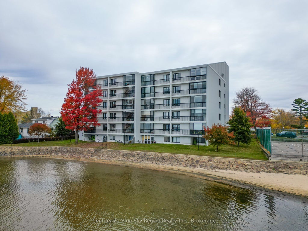 425 William Street 401, North Bay