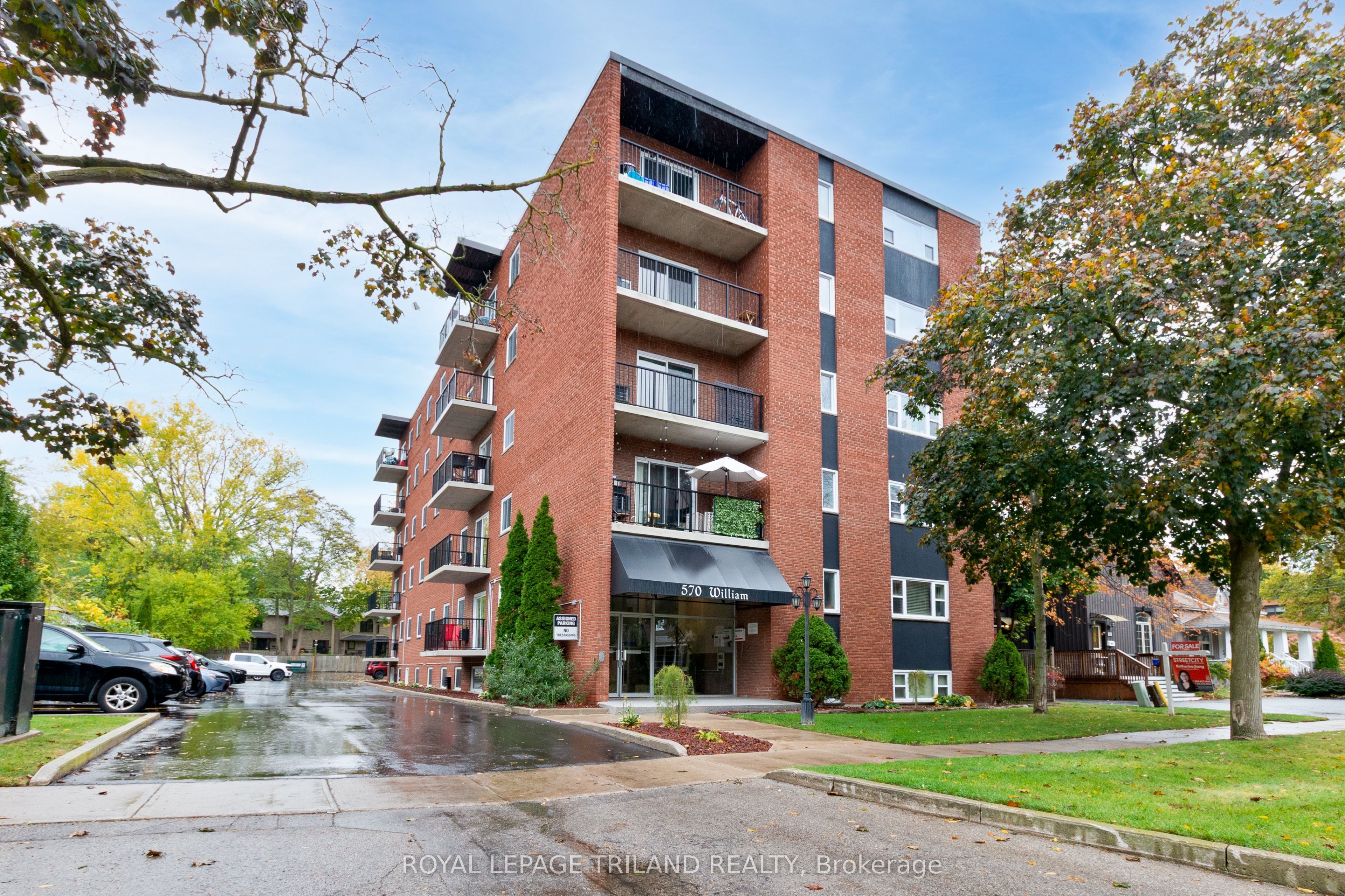 Photo of Listing #X12481615