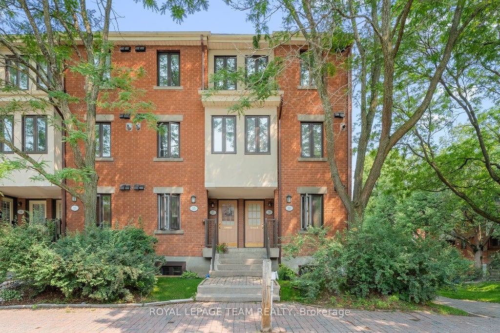 25 Sheba Private, Manor Park - Cardinal Glen and Area