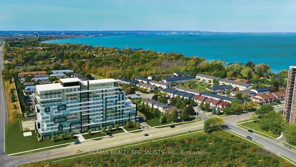 461 Green Road 101, Hamilton