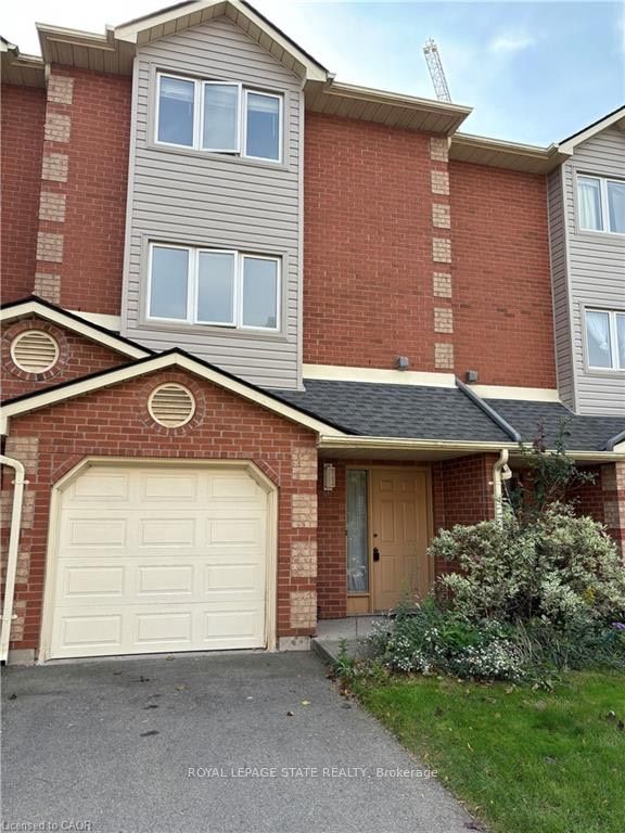 72 Stone Church Road W, Hamilton