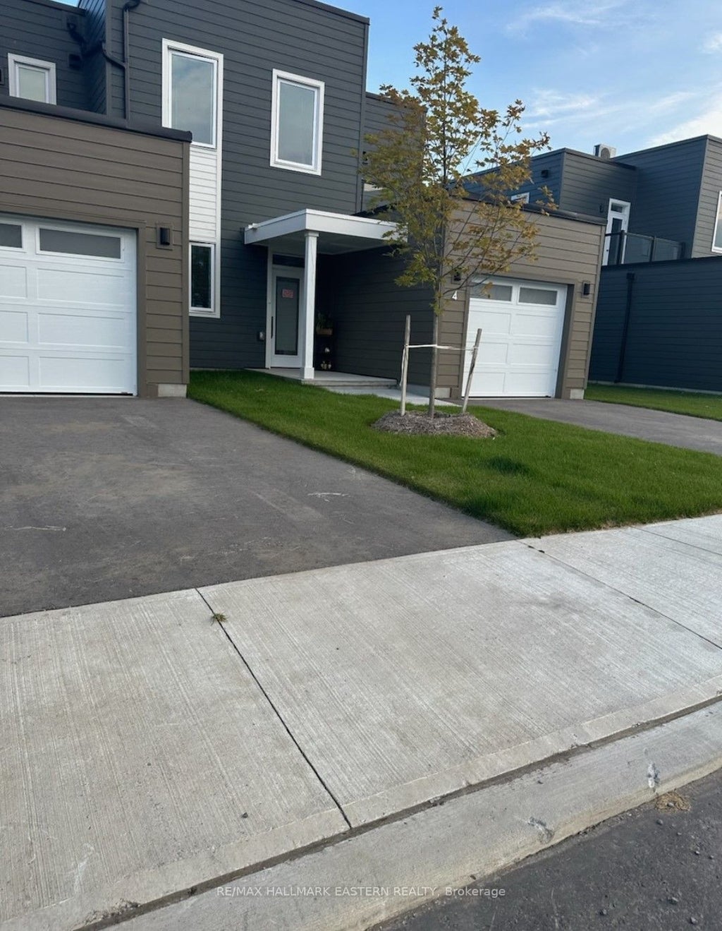 19 West Street N 4, Kawartha Lakes