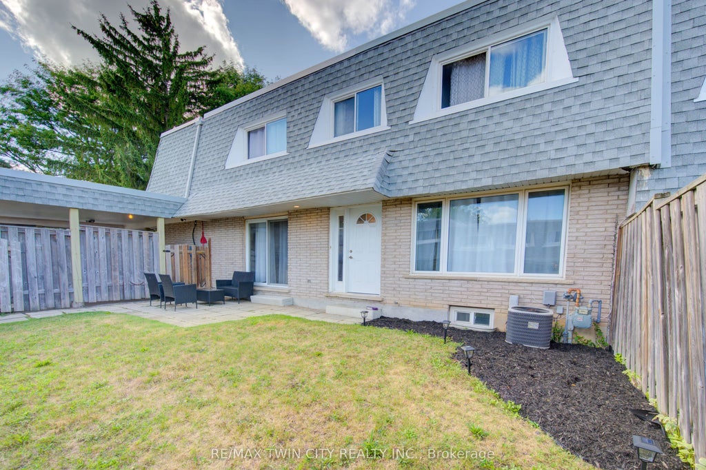 14 Williamsburg Road 47, Kitchener