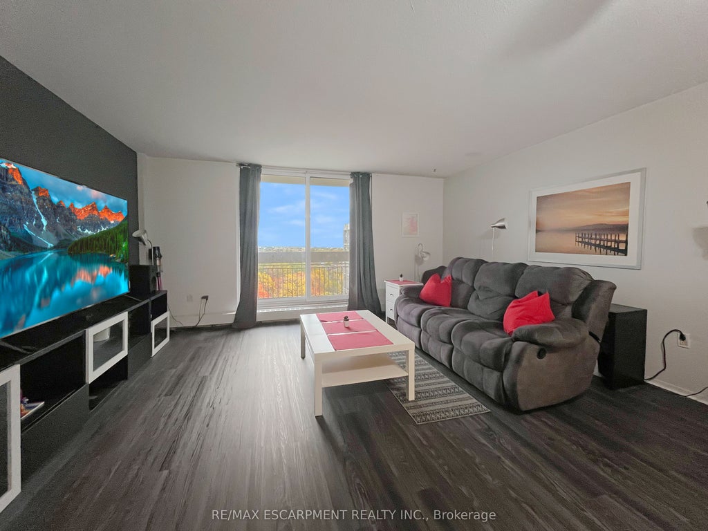 350 Quigley Road 723, Hamilton