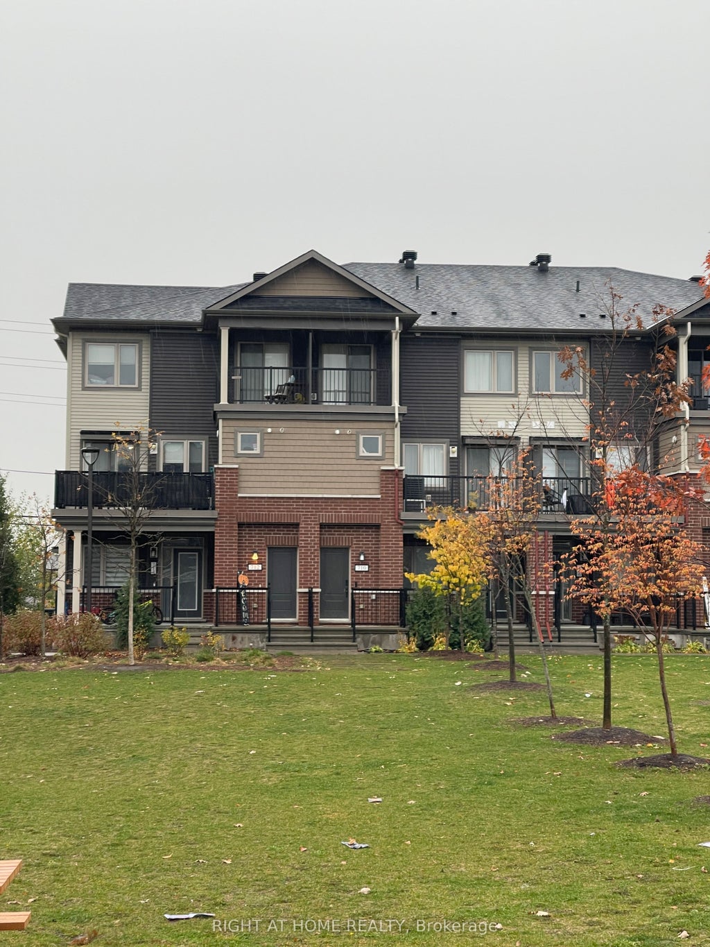 712 Lapland Private, Kanata