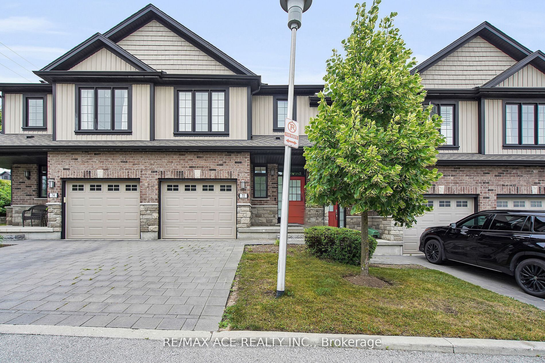 Photo of Listing #X12508036