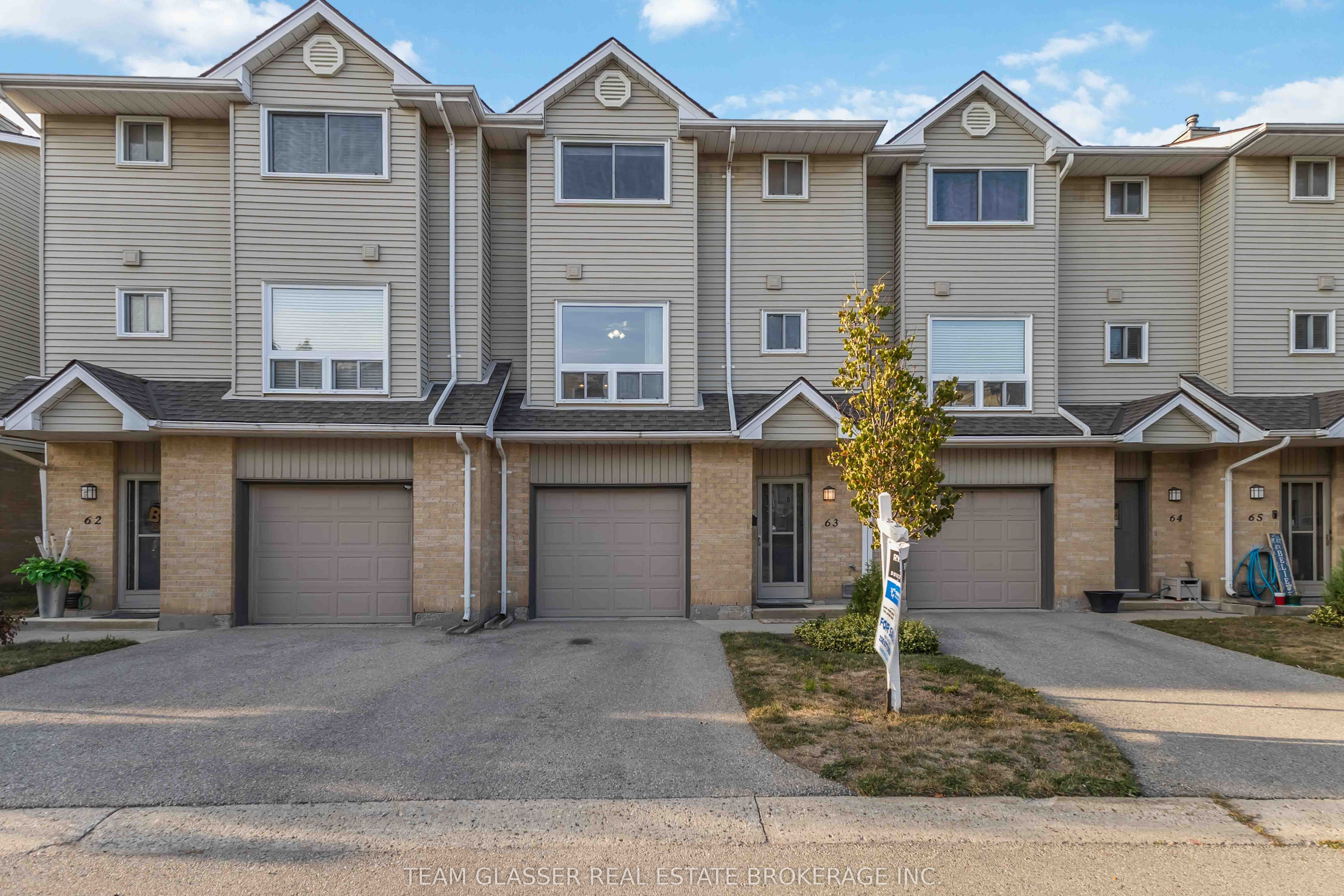 Photo of Listing #X12521960