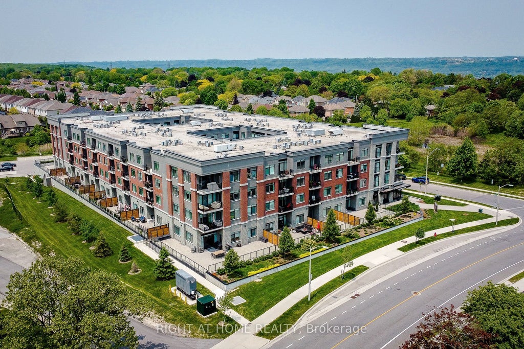 1 Redfern Avenue 217, Hamilton